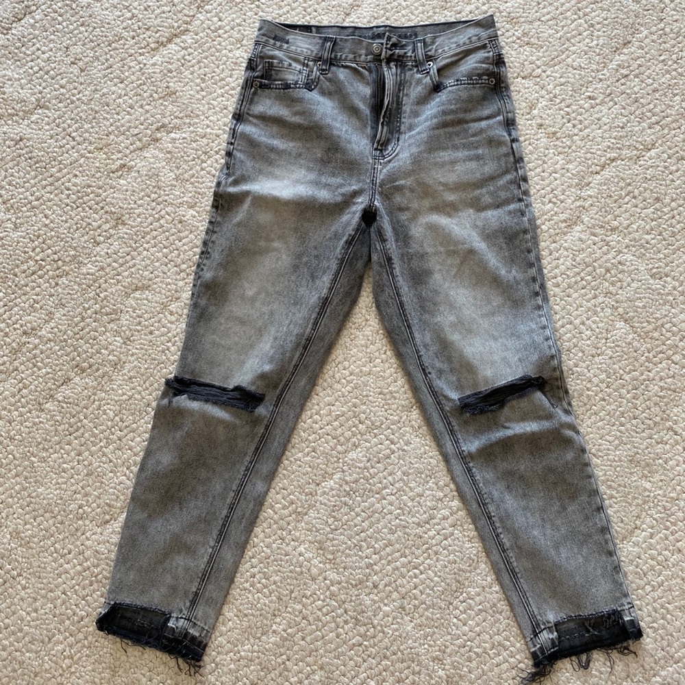 American Eagle mom jeans!